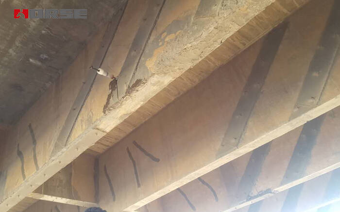 Brdge retrofitting--reinforcing by steel plate Brdge retrofitting--reinforcing by steel plate